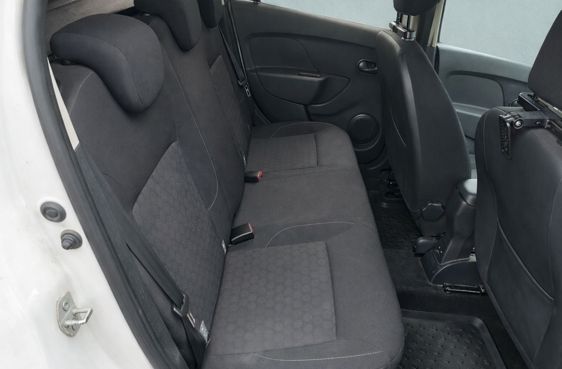 Dacia Logan MCV Laureate TCe - foto 12