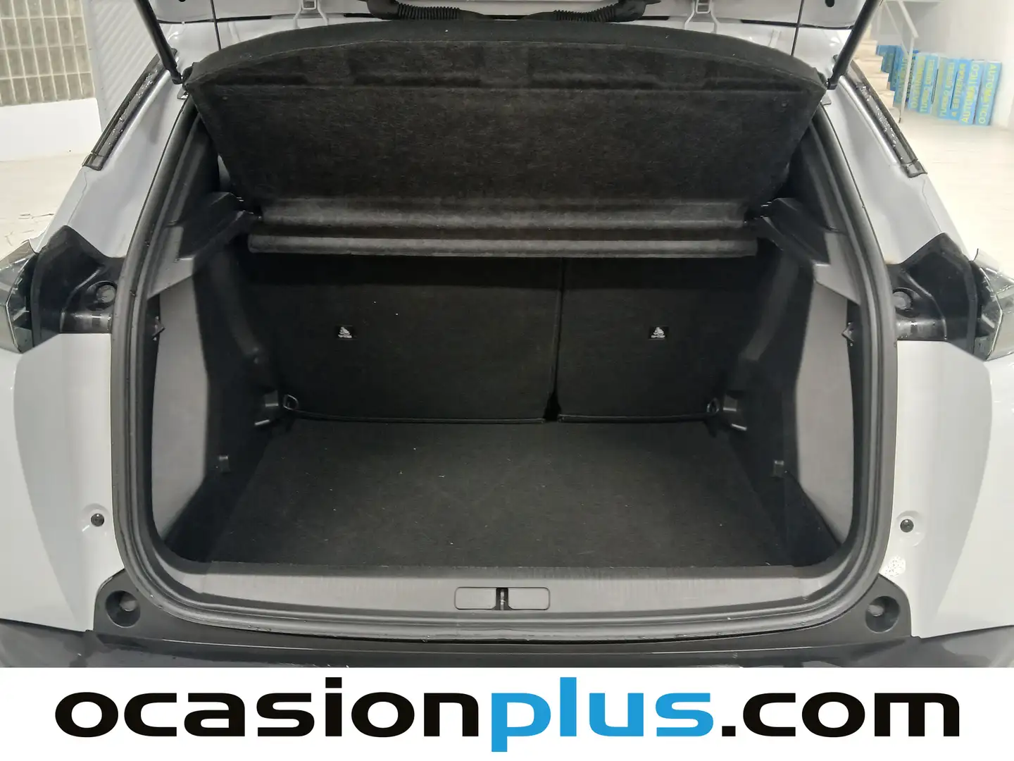 Foto Peugeot 2008 Peugeot 2008 PureTech 100 S&S Allure (100 CV)