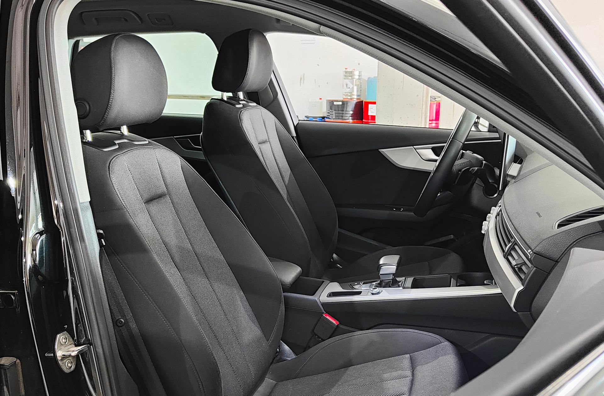 Audi A4 Avant Advanced 35 TFSI S tronic - foto 21