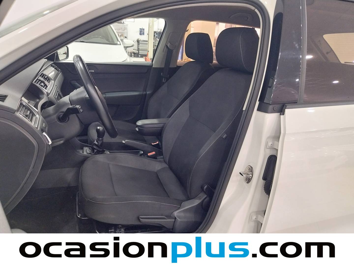 Foto asientos delanteros Skoda Spaceback Skoda Spaceback 1.6 TDI CR Ambition (105 CV)