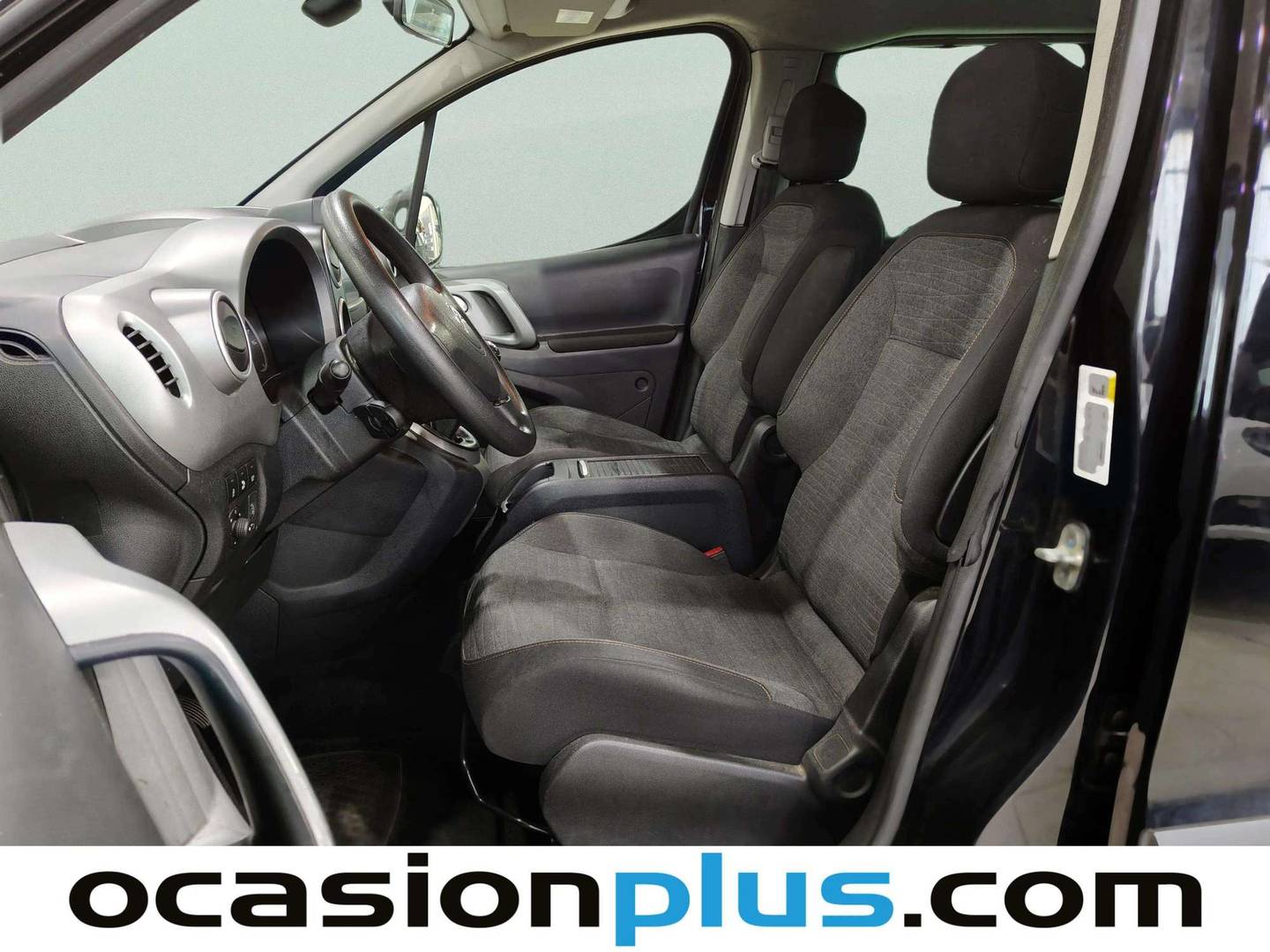 Foto asientos delanteros Citroën Berlingo Citroën Berlingo Multispace 20 Aniversario PureTech (110 CV)