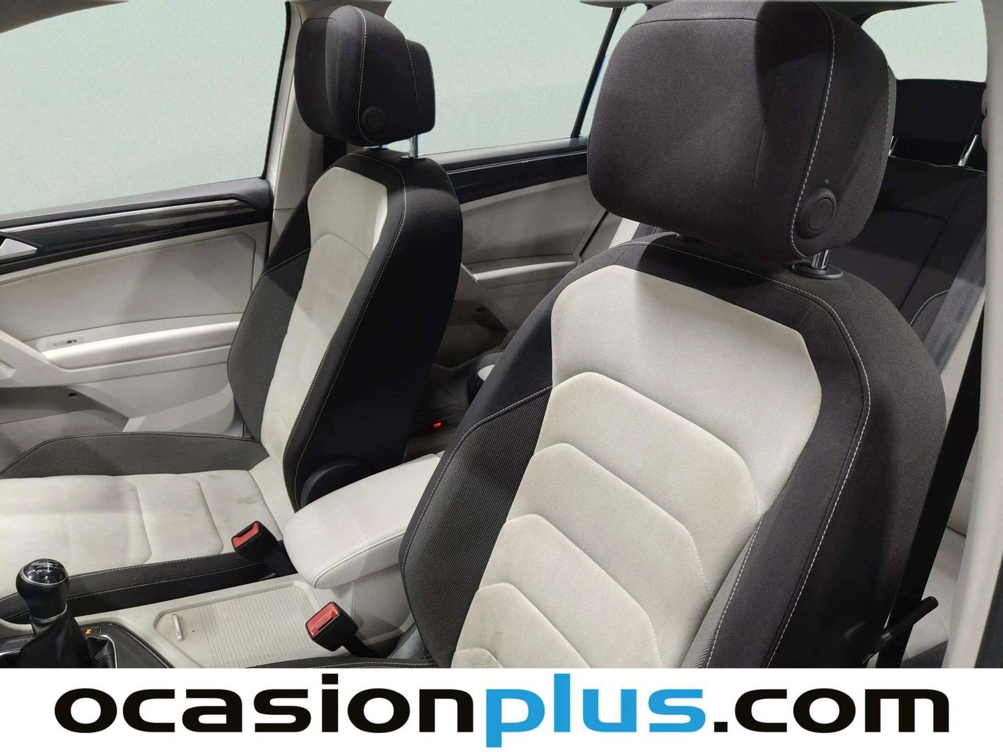 Equipamiento del Volkswagen Tiguan Volkswagen Tiguan Sport 2.0 TDI (150 CV) Pack R-Line