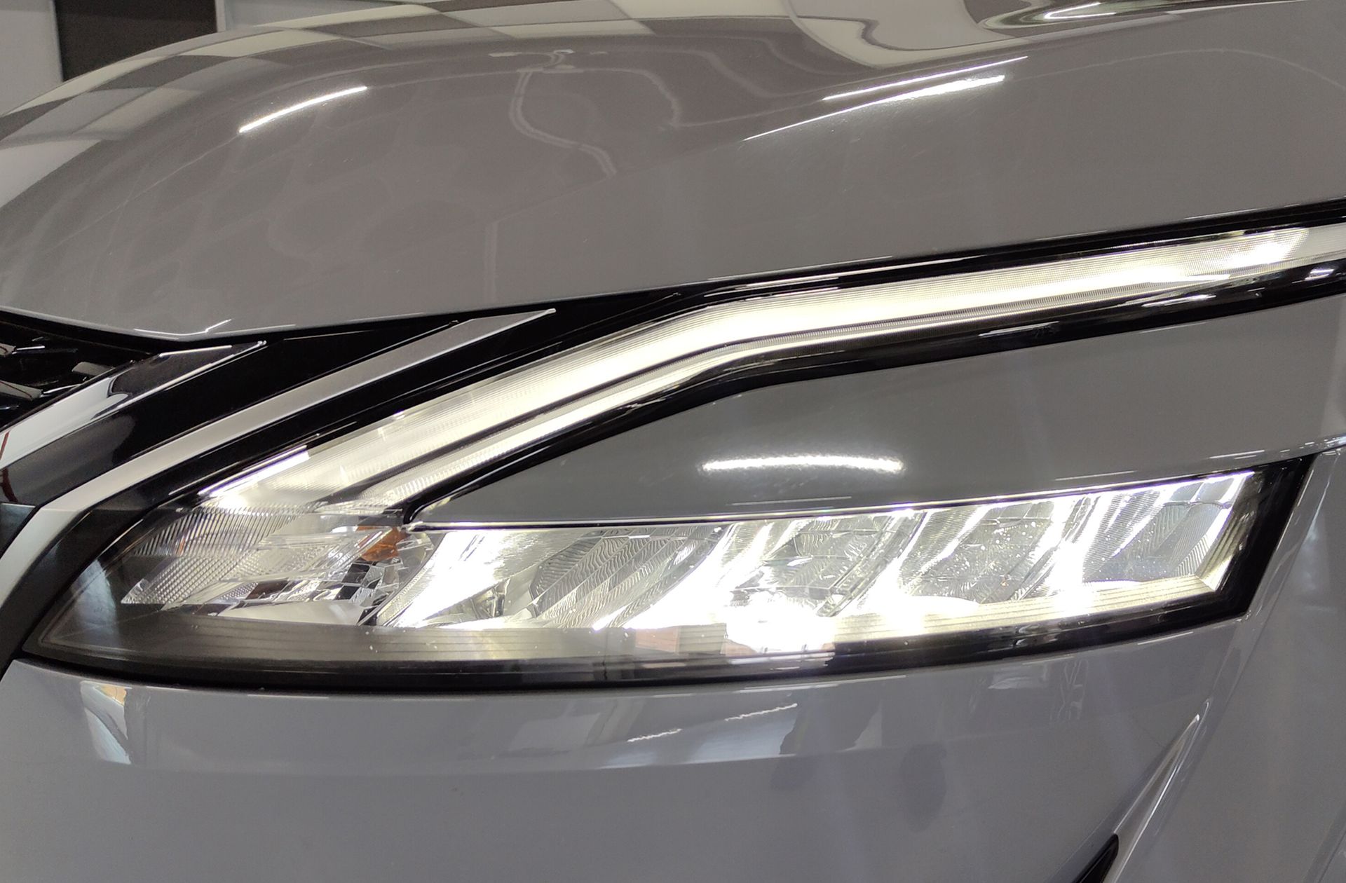 Nissan Qashqai DIG-T 158 mHEV N-Connecta Xtronic - foto 14
