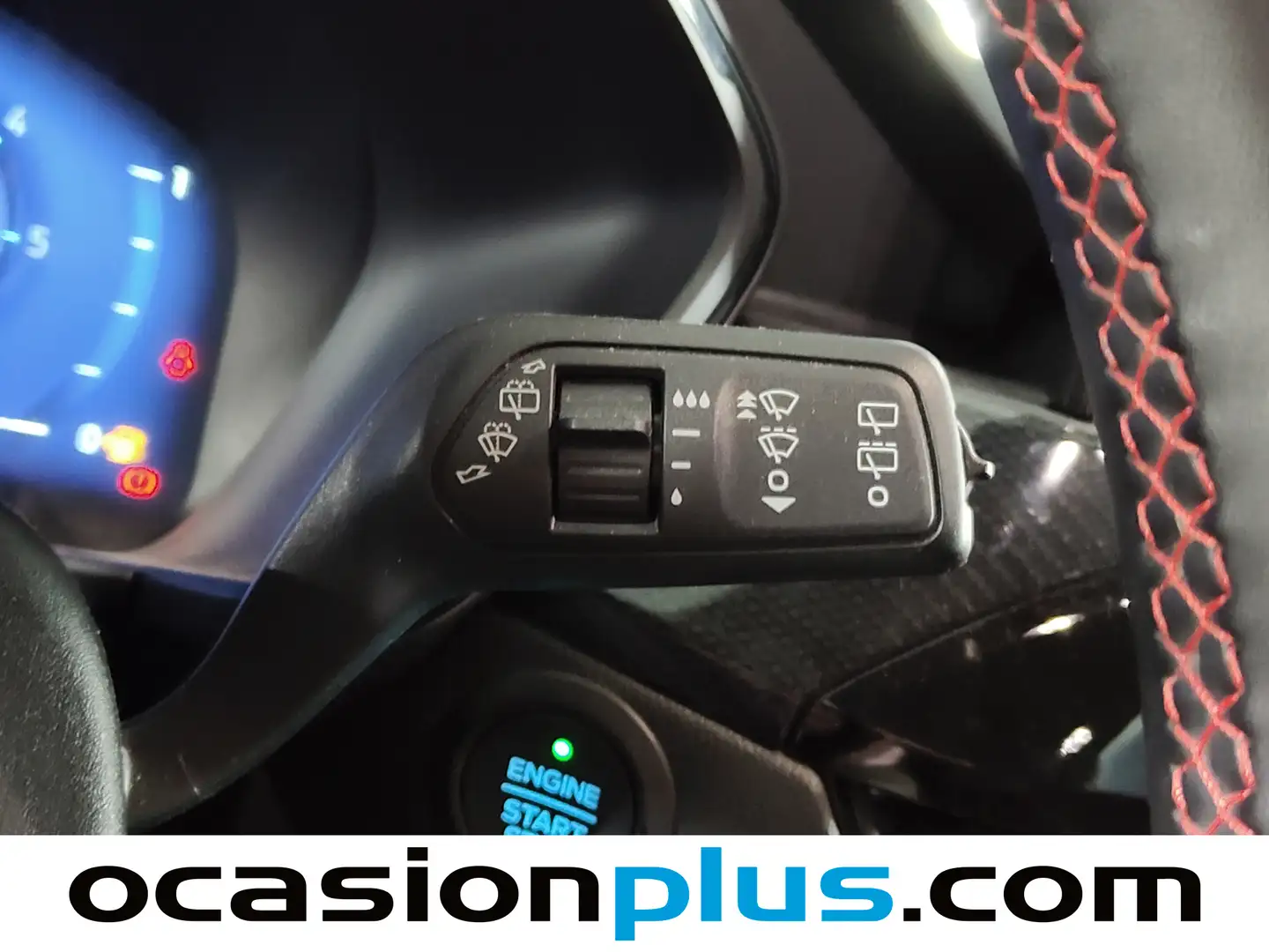 Foto Ford Kuga Ford Kuga 1.5 EcoBlue ST-Line Auto (120 CV)