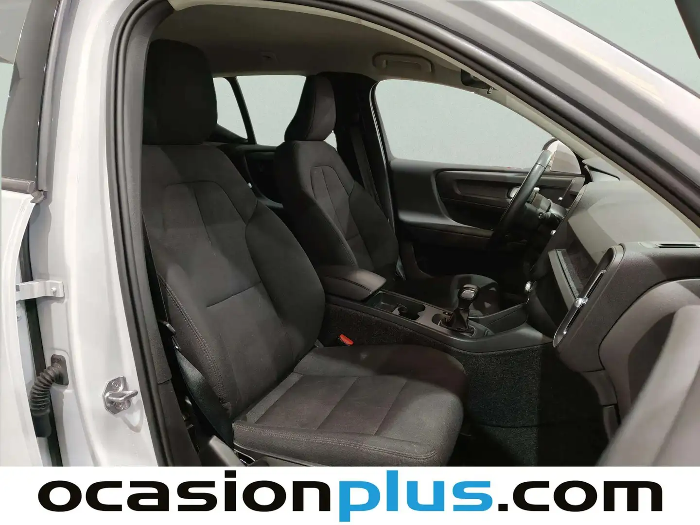 Foto Volvo XC40 Volvo XC40 T2 Momentum Core (129 CV)