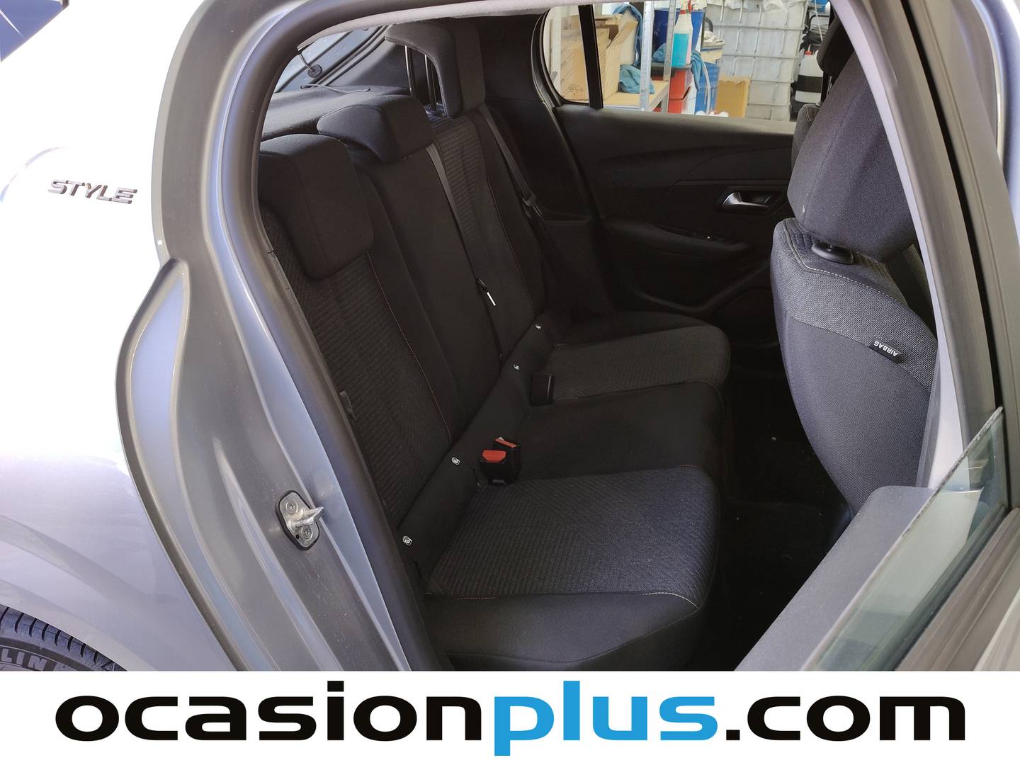 Peugeot 208 Peugeot 208 Style Hybrid 110 eDCS6 (110 CV) automático