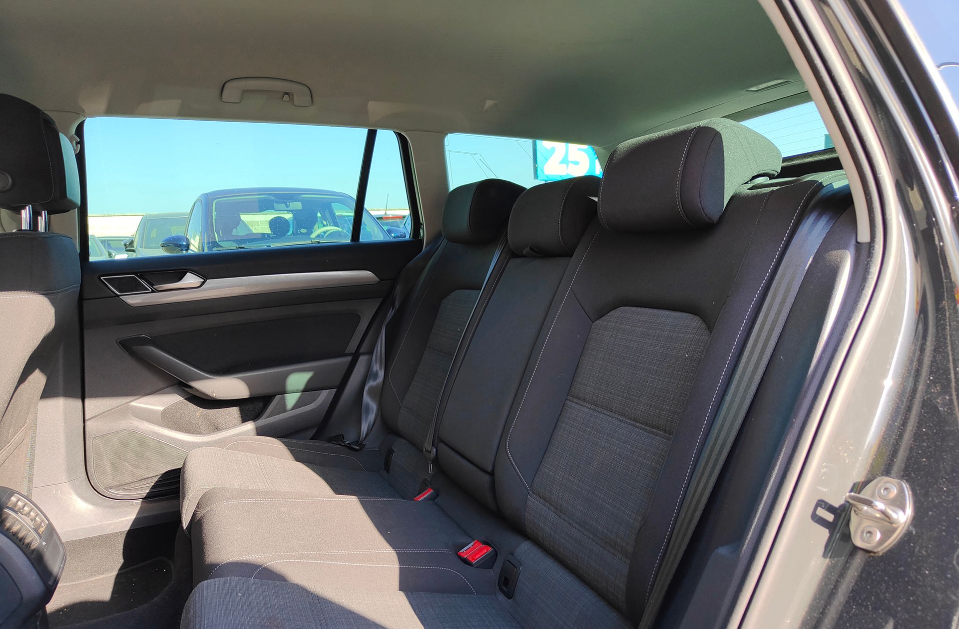 Volkswagen Passat Variant Executive 1.5 TSI DSG - foto 12