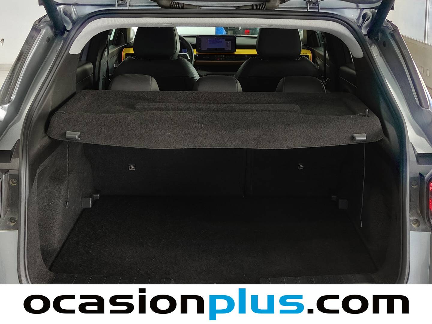 Foto Jeep Avenger Jeep Avenger 1.2 G Summit (100 CV)