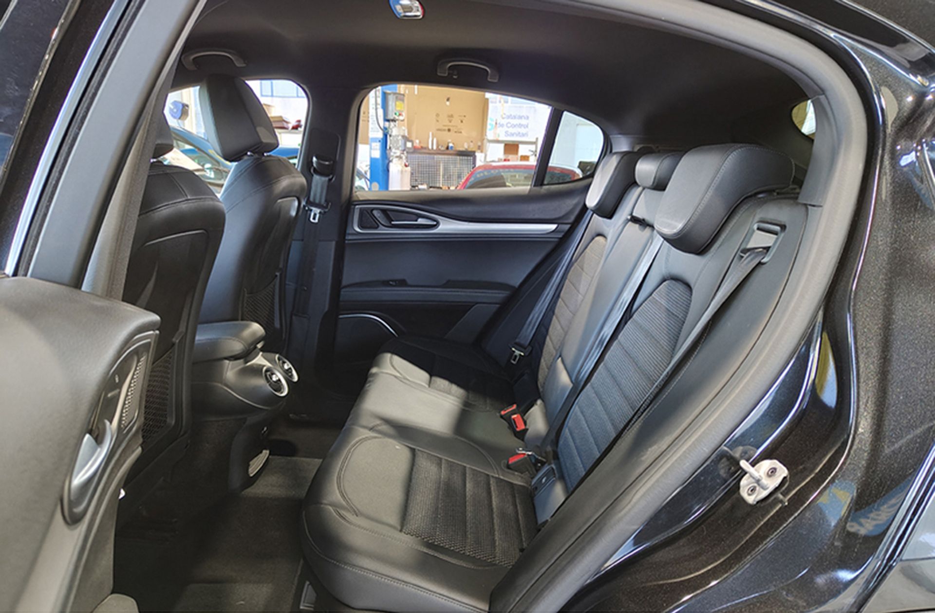 Alfa Romeo Stelvio 2.2 Diesel Sprint AWD - foto 13