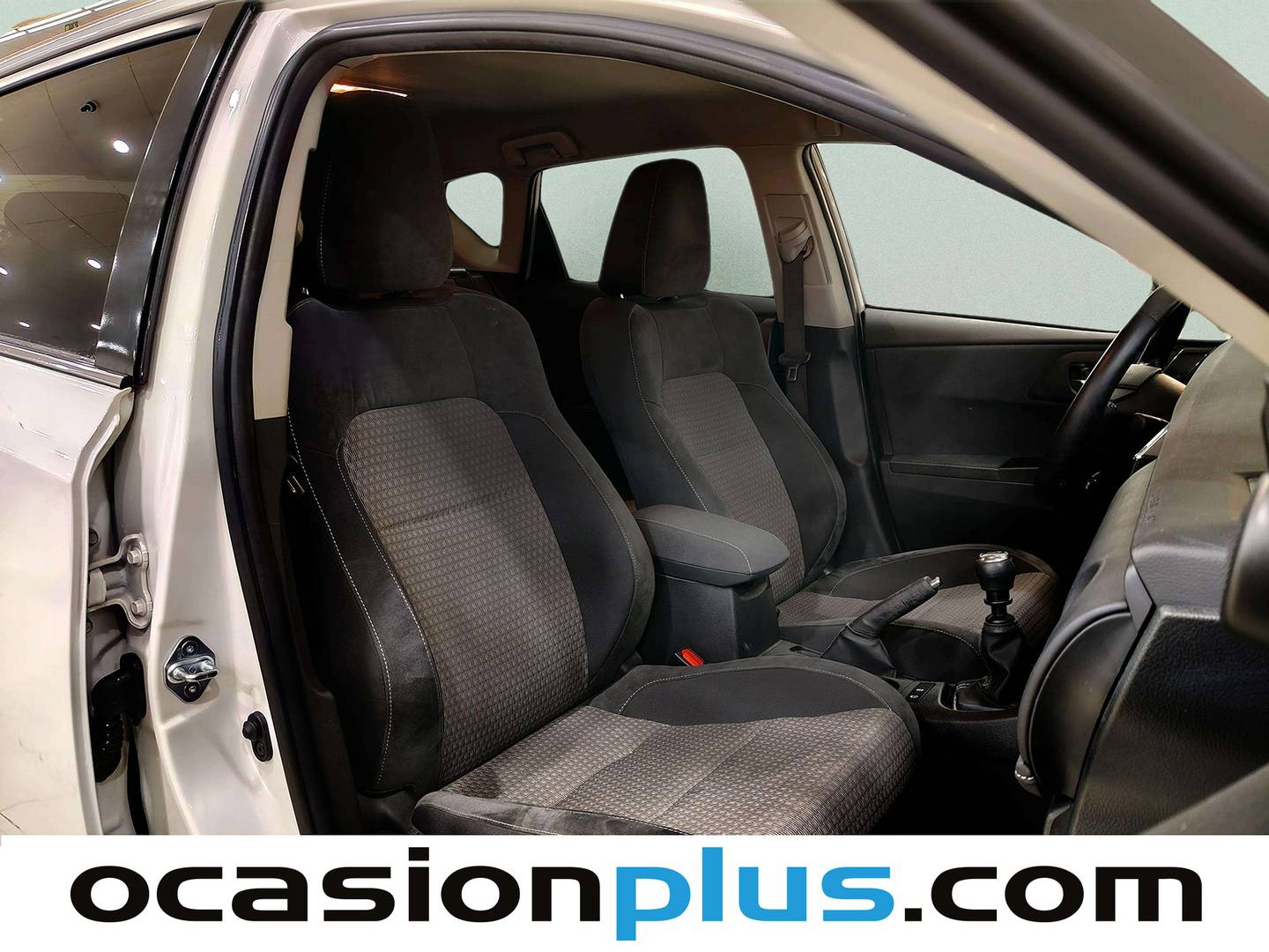 Foto Toyota Auris Toyota Auris 120T Feel! (116 CV)