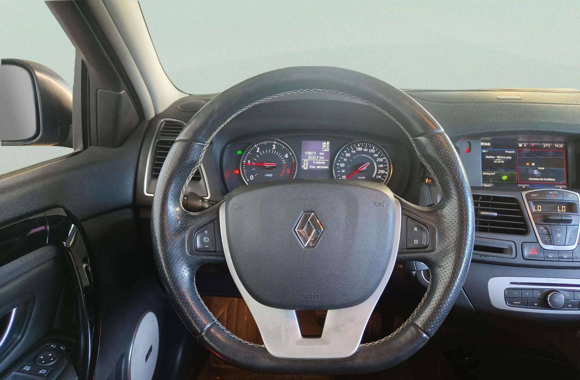 Renault Laguna Grand Tour dCi 175 Bose Edition - foto 22