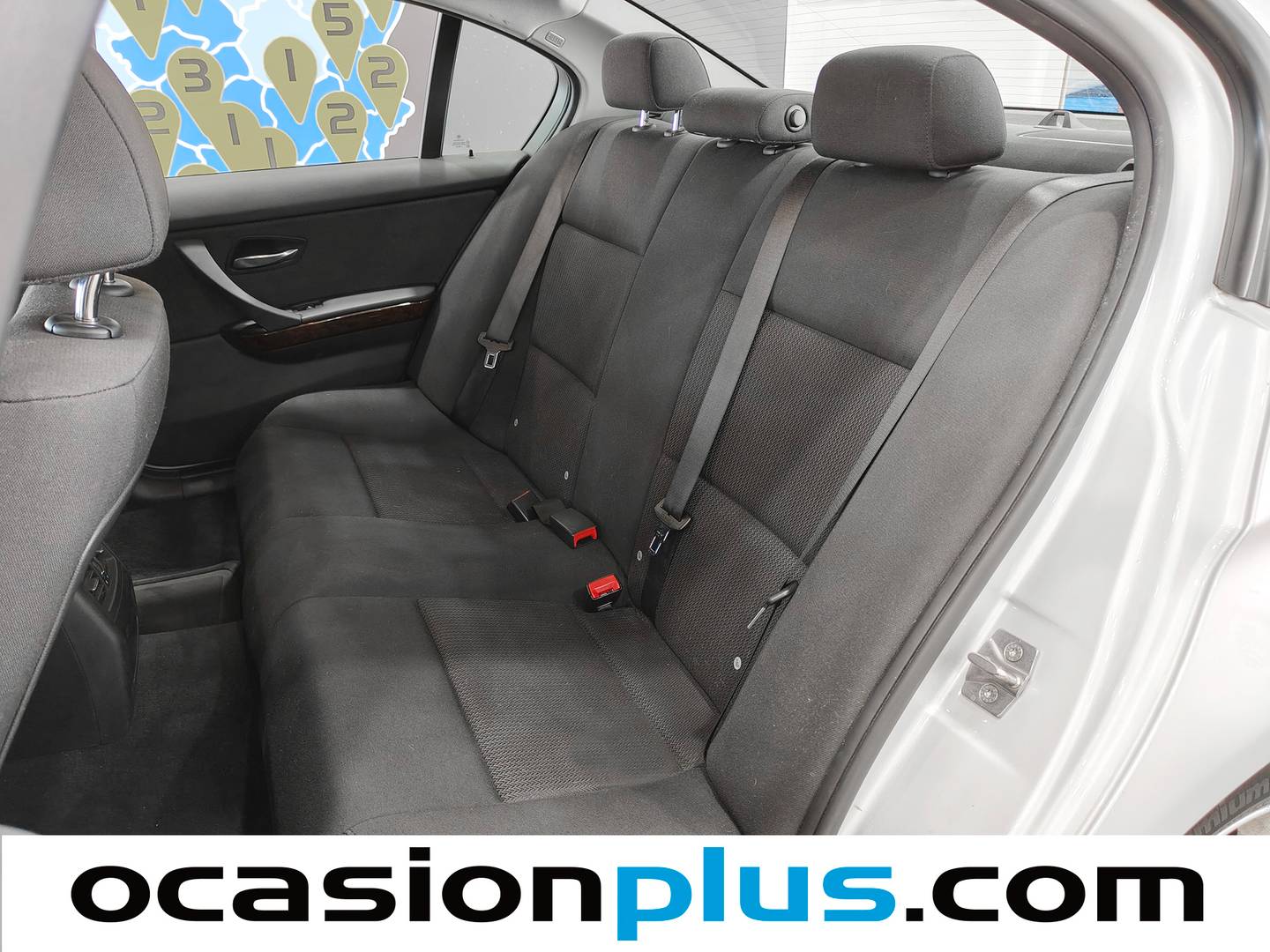 Foto asientos traseros BMW Serie 3 BMW Serie 3 318d (143 CV)