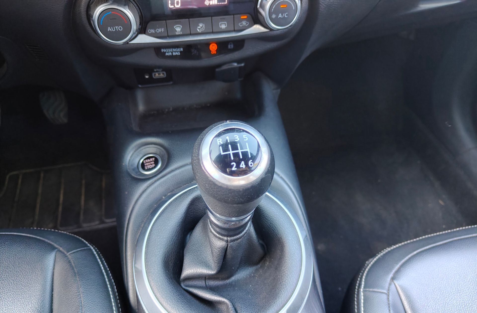 Nissan Juke DIG-T Tekna - foto 5