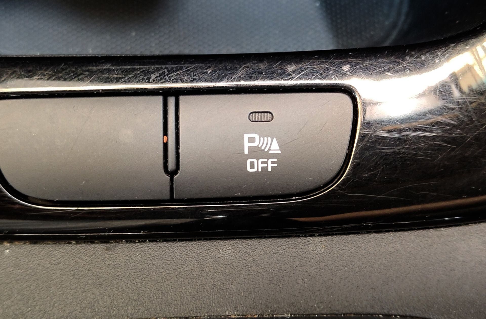 Kia Ceed 1.6 CRDi VGT Eco-Dynamics Uefa Euro2016 - foto 27