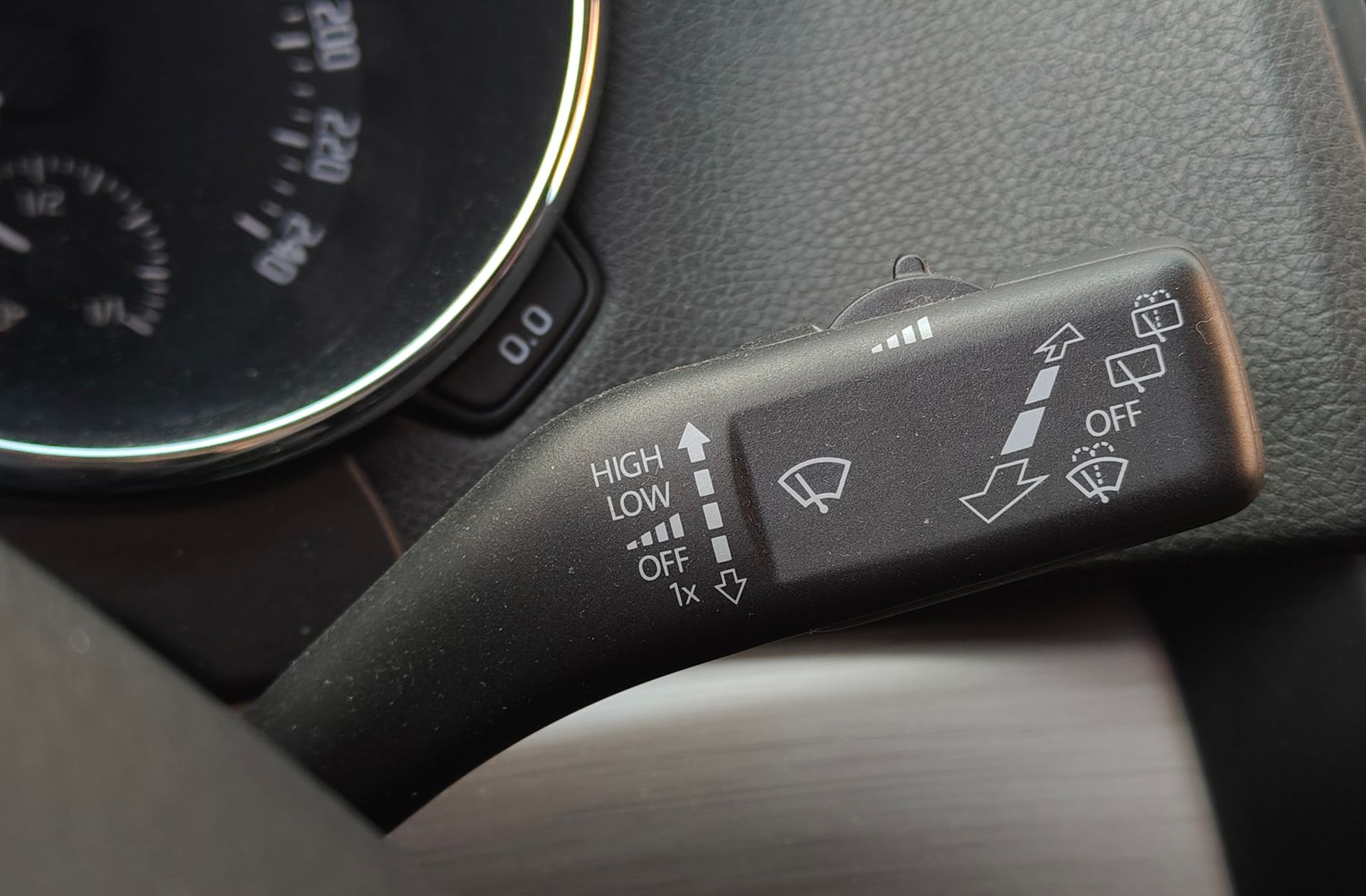Škoda Yeti 2.0 TDI Outdoor Black - foto 23