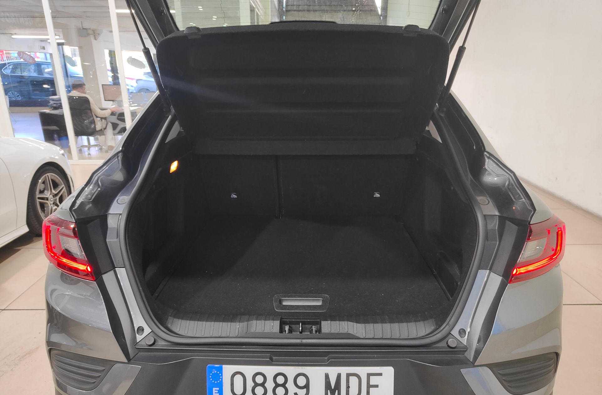 Renault Arkana Techno E-Tech full hybrid - foto 17