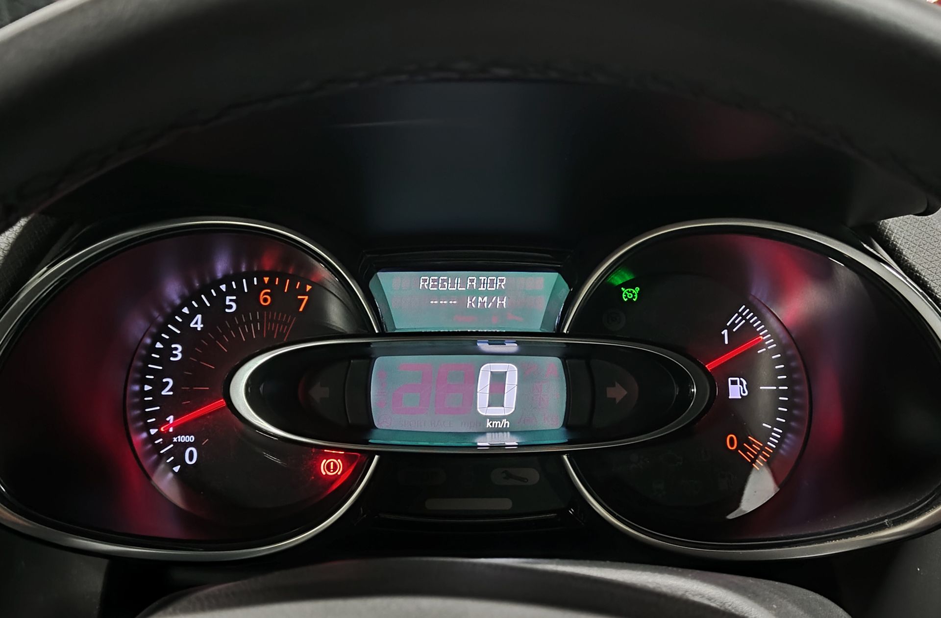 Renault Clio Limited TCe - foto 22