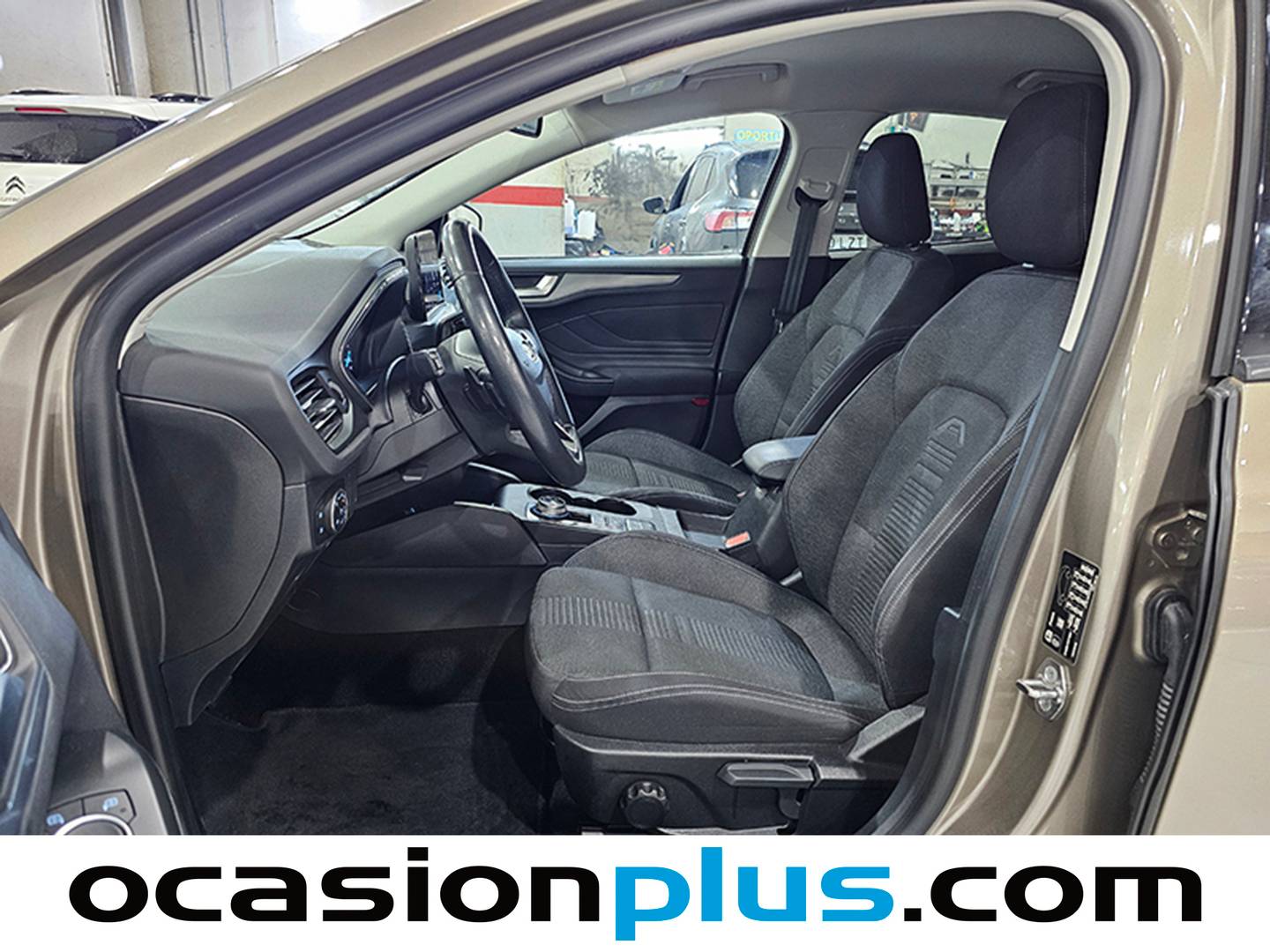 Foto asientos delanteros Ford Focus Ford Focus 1.0 Ecoboost Active Auto (125 CV)