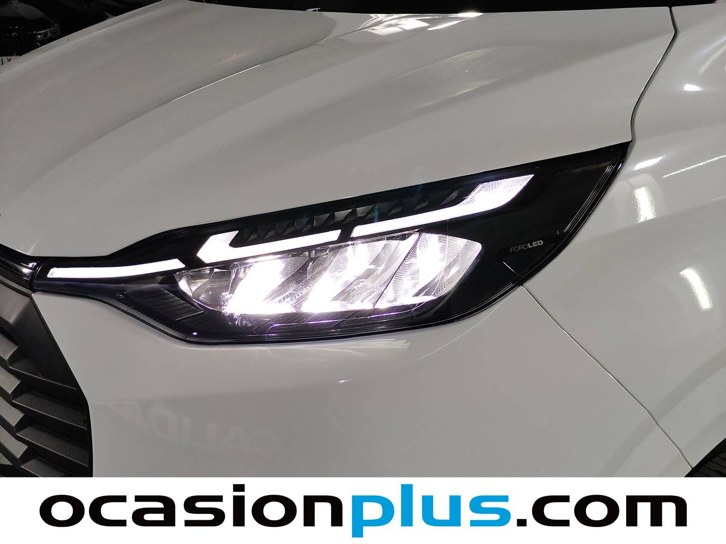 Paquetes del Ford Transit Custom Ford Transit Custom 2.5 Duratec PHEV 320 L1 Trend  (232 CV)