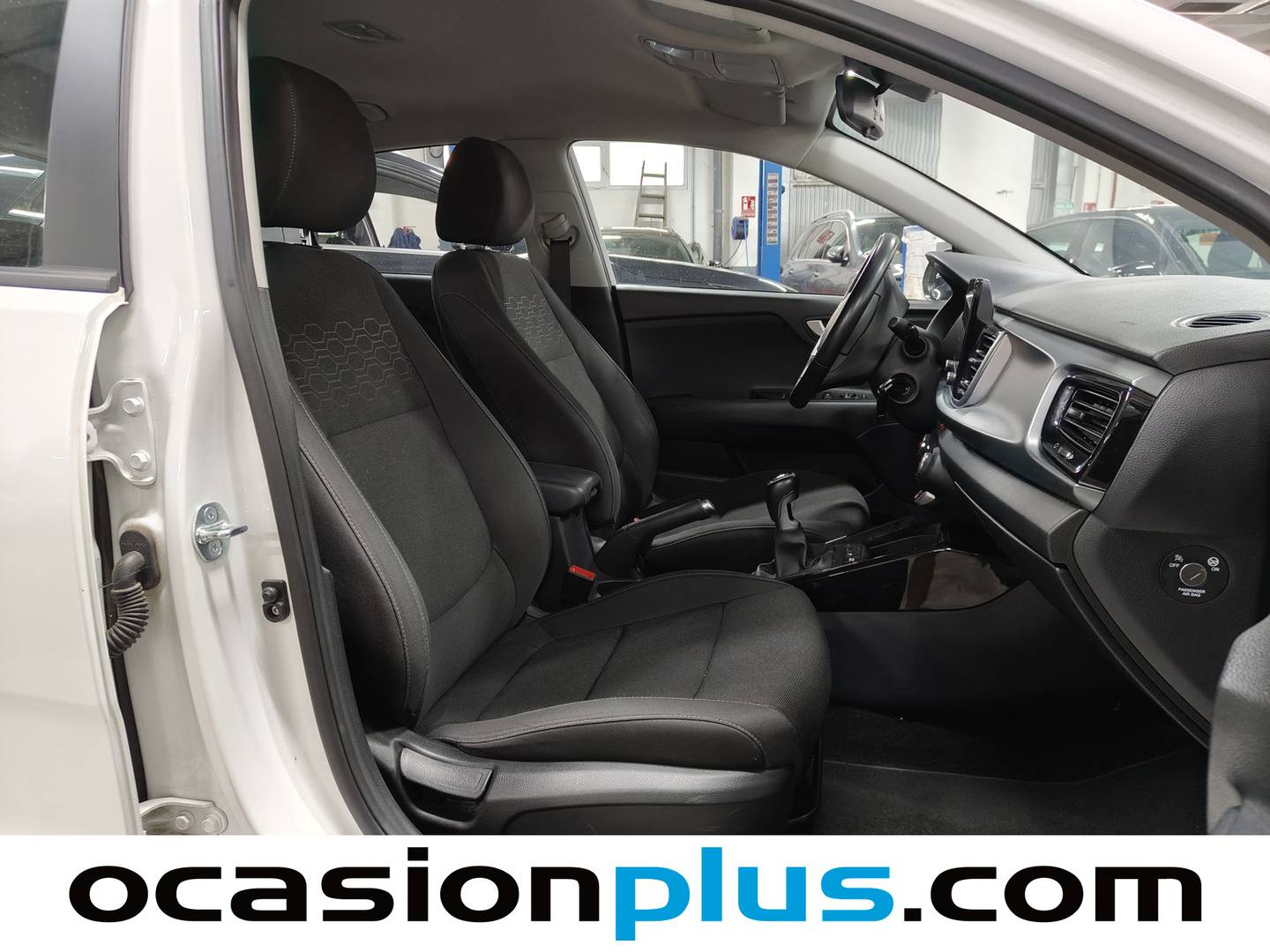 Foto KIA Rio Kia Rio 1.0 T-GDi MHEV iMT Drive (100 CV)