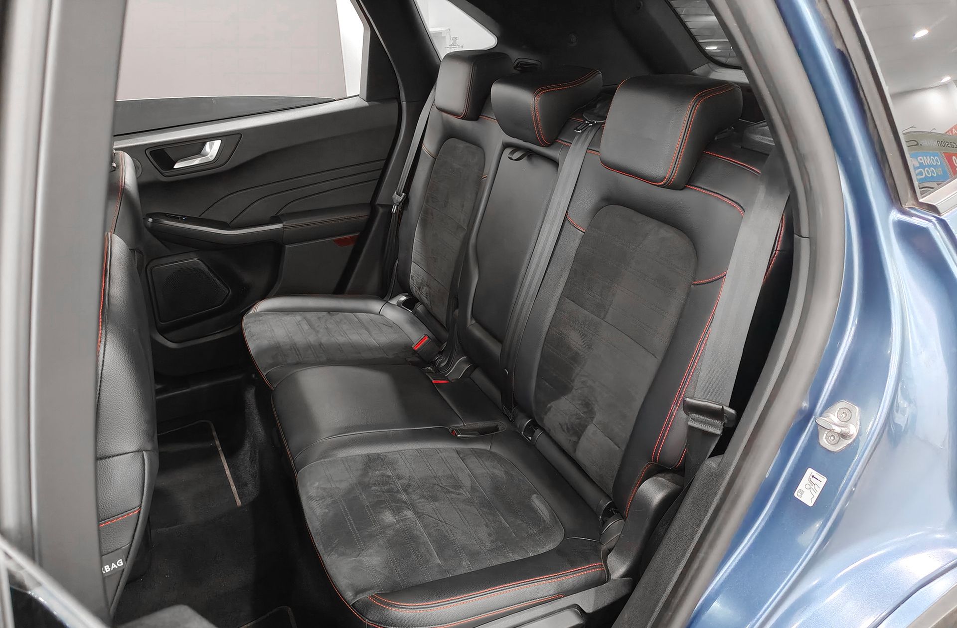Ford Kuga 1.5T EcoBoost ST-Line X 4x2 - foto 14