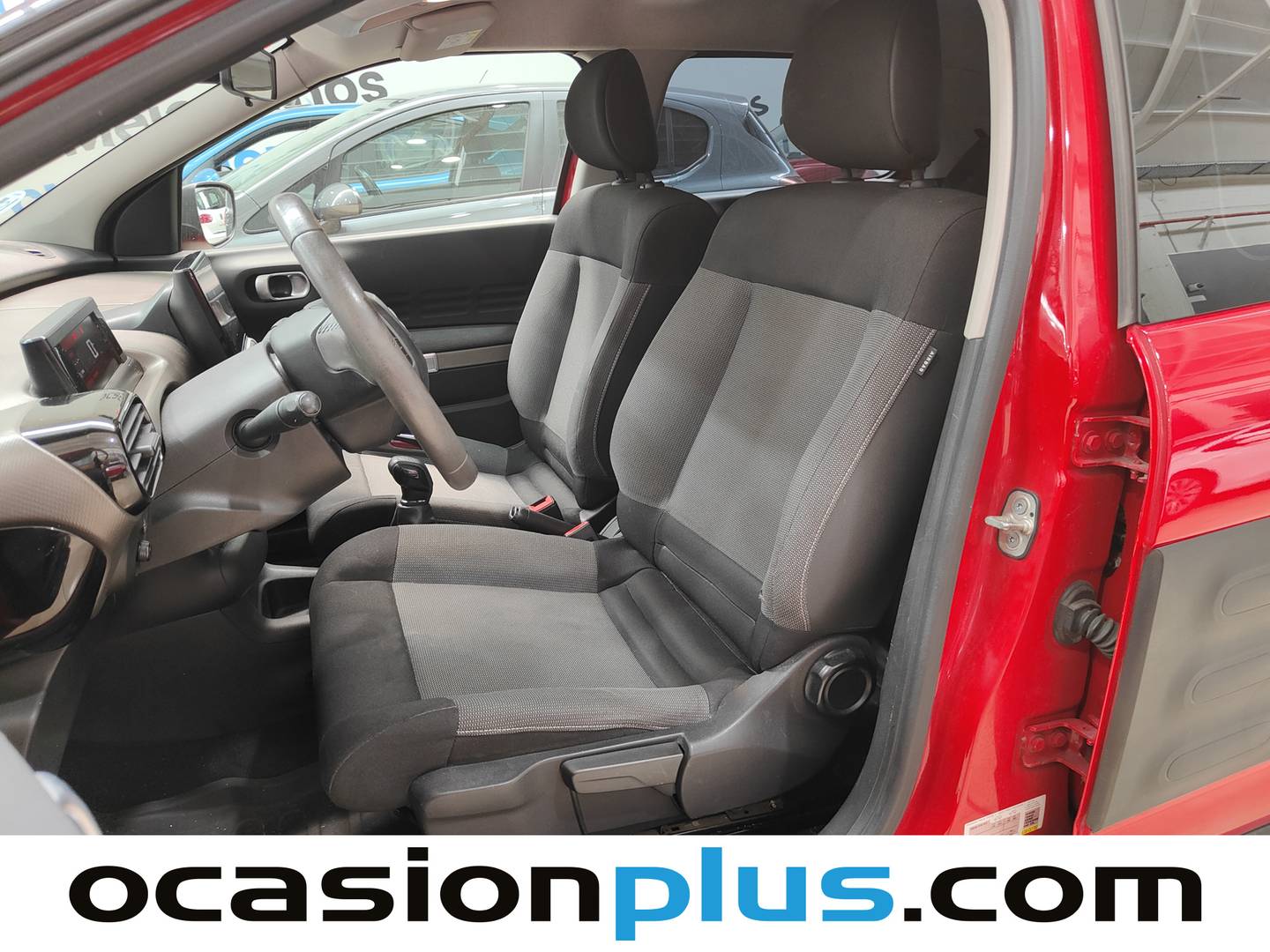 Foto asientos delanteros Citroën C4 Cactus Citroën C4 Cactus PureTech 82 Feel (82 CV)