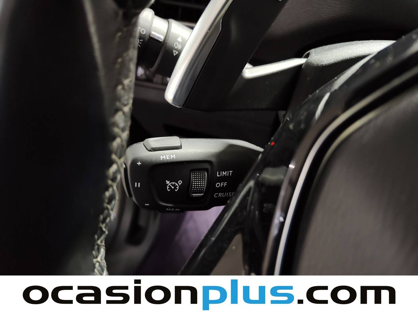 Foto Peugeot 3008 Hybrid Peugeot 3008 Hybrid 300 Allure Pack e-EAT8  (300 CV)