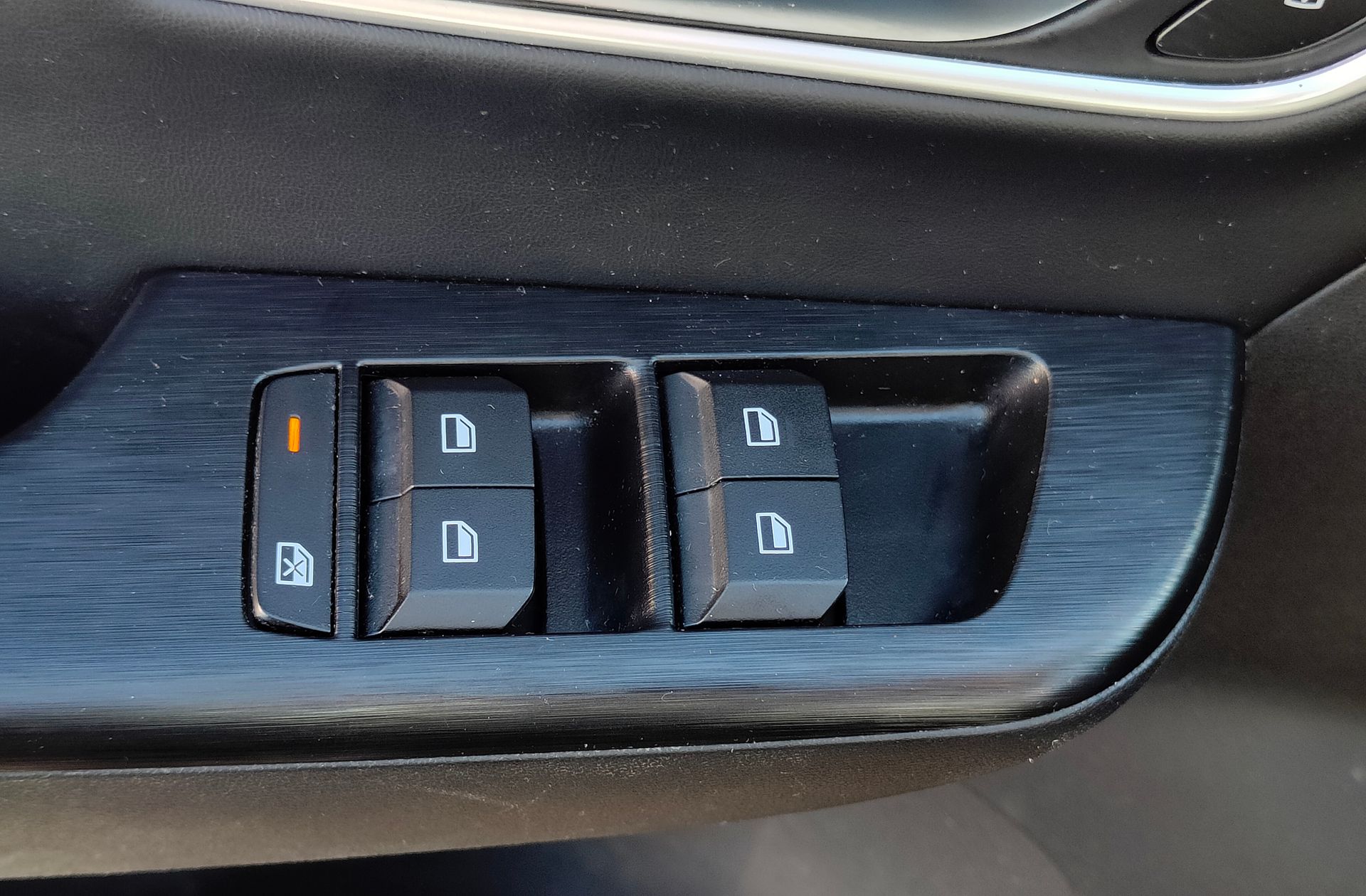 MG ZS 1.5 Hybrid+ Luxury - foto 19