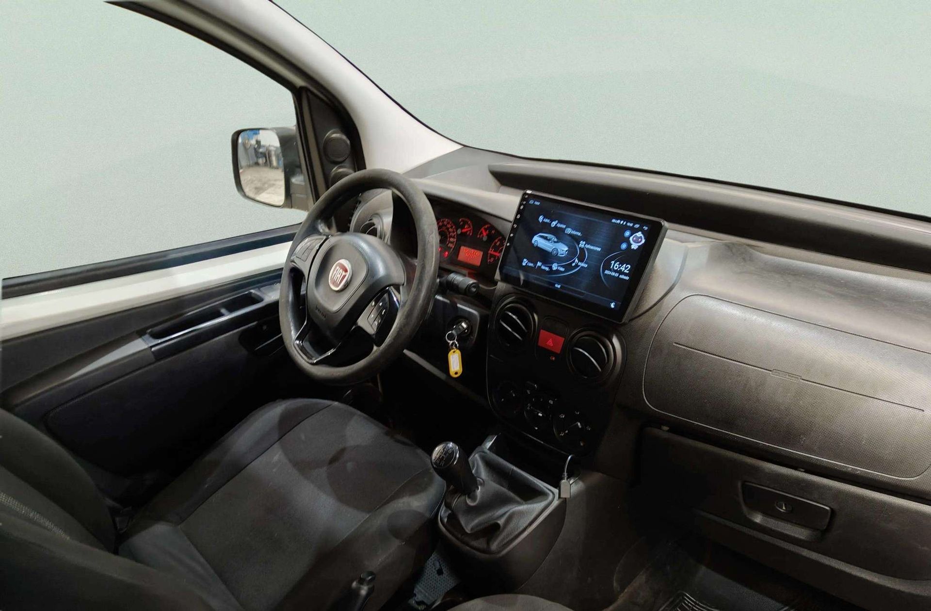 Fiat Fiorino Cargo Furgon 1.3 MultiJet Base - foto 6