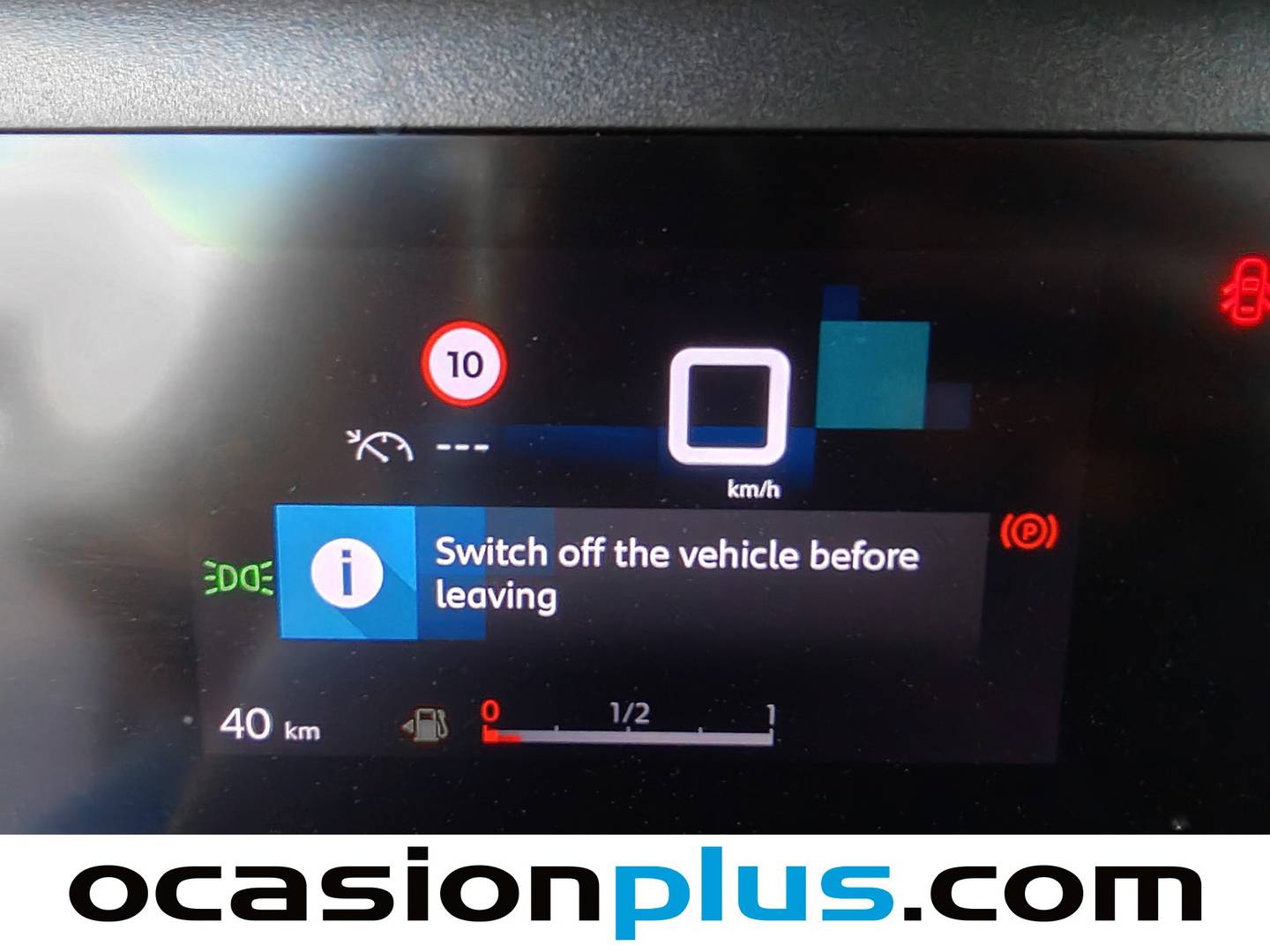 Foto Citroën C4 X Citroen C4 X PureTech 100 S&S 6v You (102 CV)