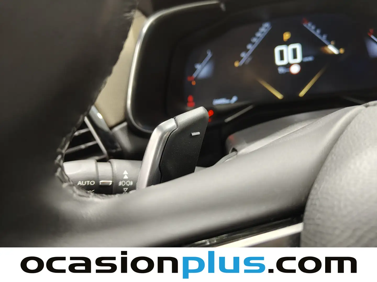 Foto DS DS 7 Crossback DS DS7 Crossback PureTech 130 Bastille+ AT (131 CV)