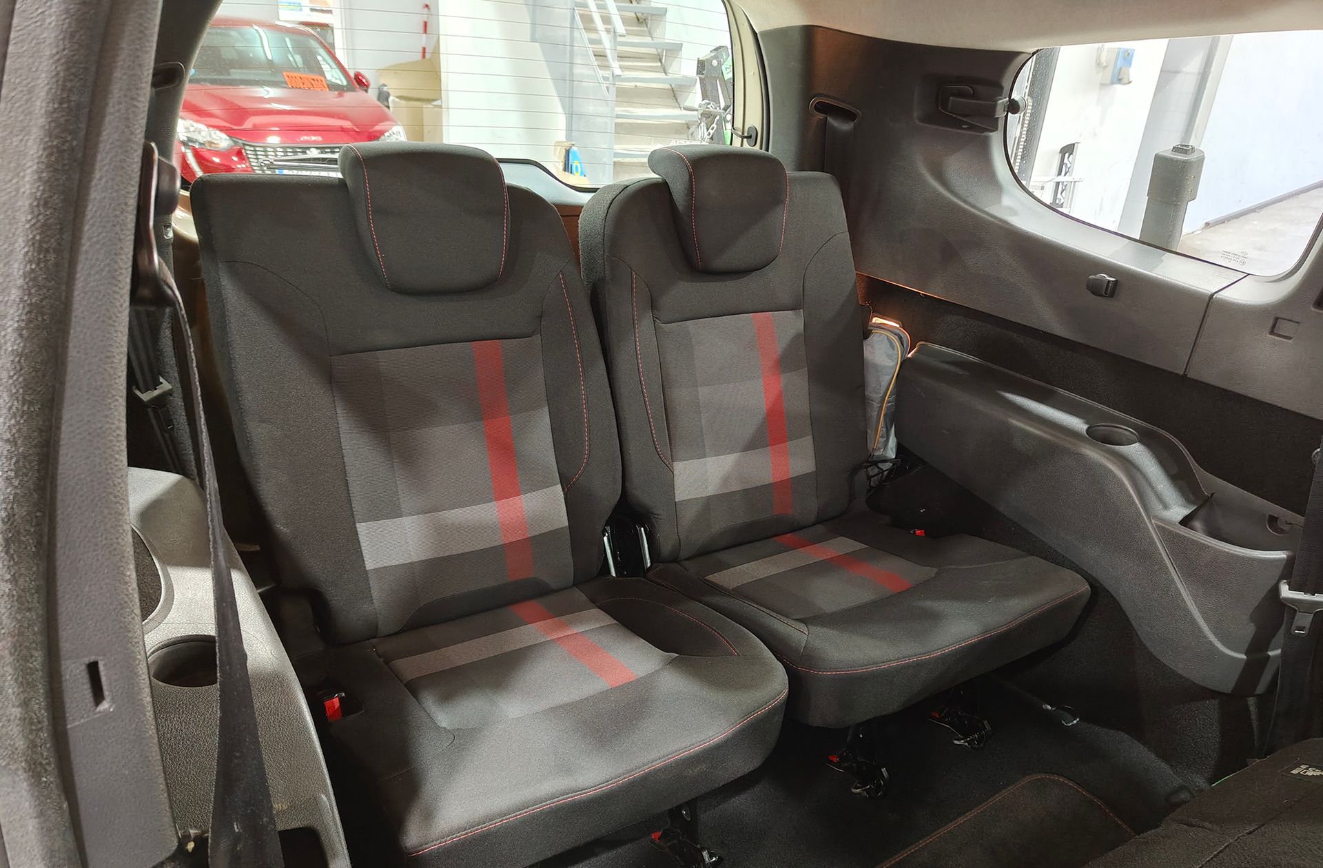 Dacia Lodgy Serie Limitada Xplore TCe GPF 7 plazas - foto 16
