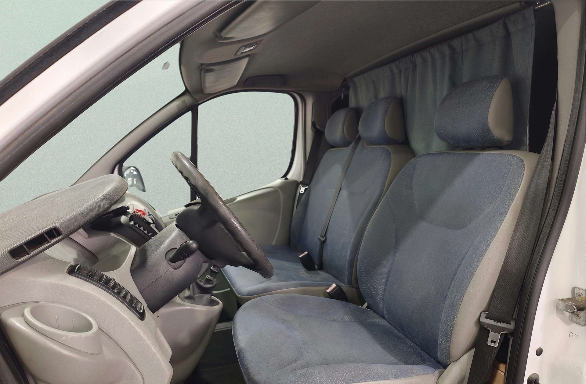 Nissan Primastar Furgón 1.9 dCi 3 plazas Semicamperizado - foto 13