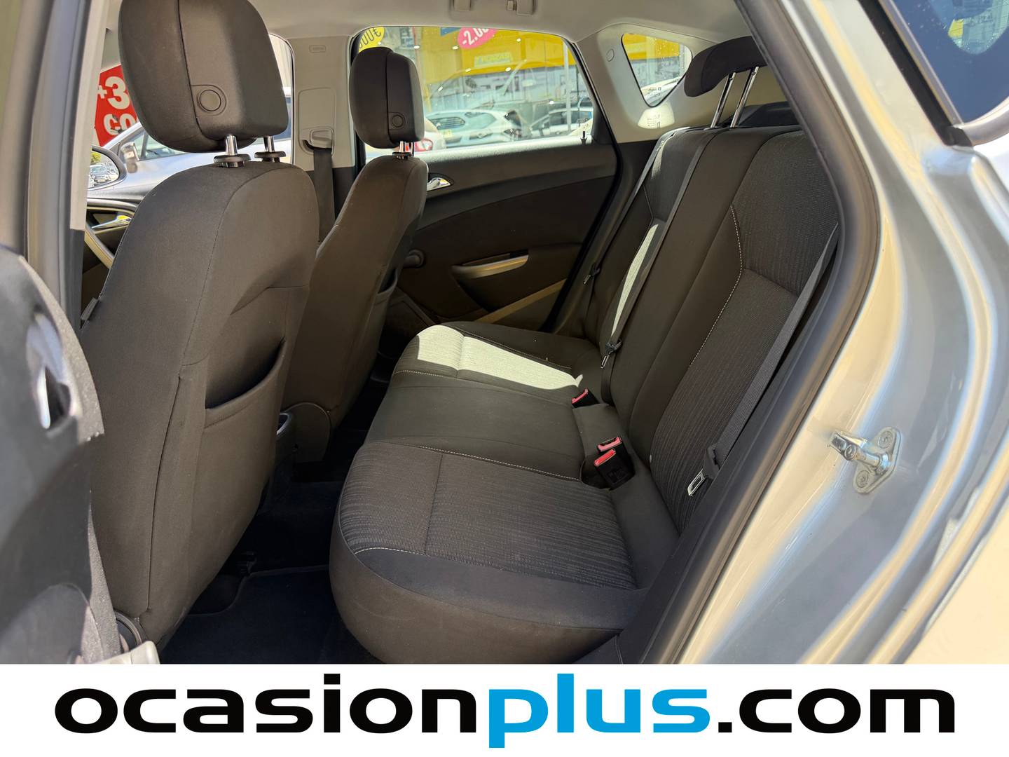 Foto asientos traseros Opel Astra Opel Astra 1.6 Selective (115 CV)
