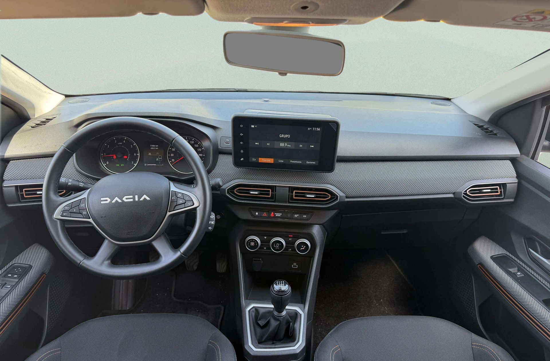 Dacia Sandero Stepway Expression Go TCe - foto 6