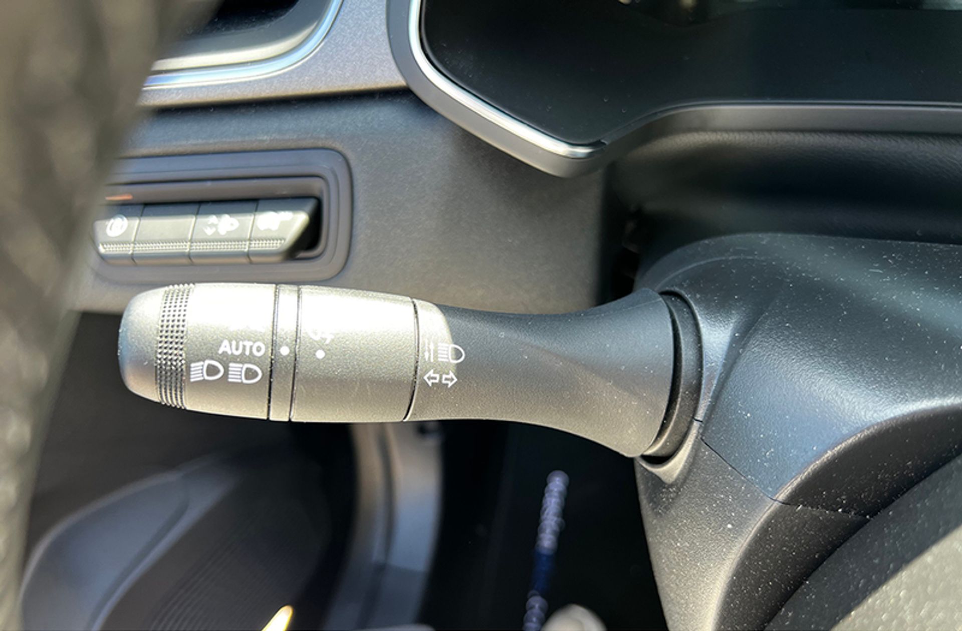 Renault Captur Techno TCe GPF - foto 20