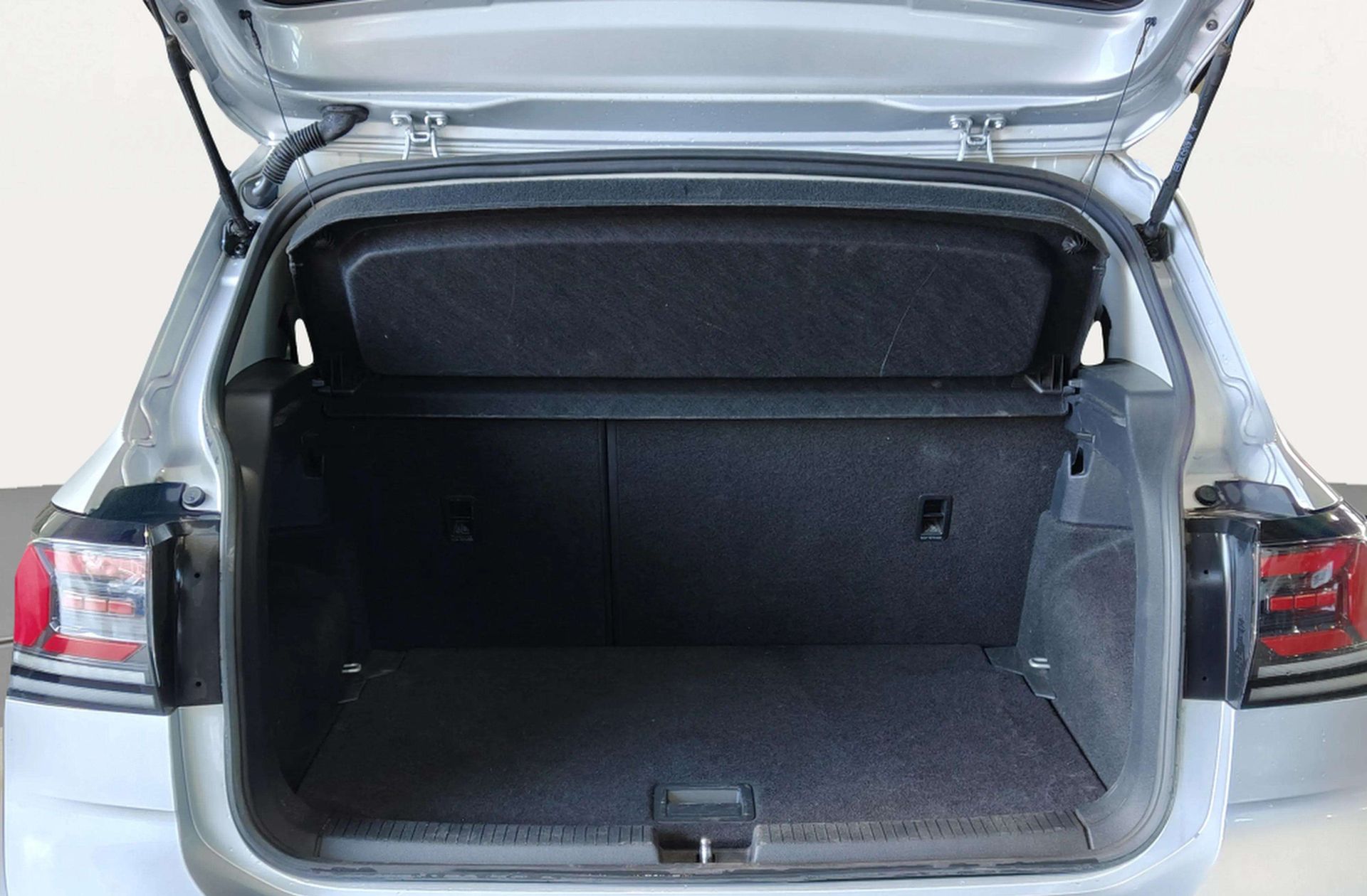 Volkswagen T-Cross Life 1.0 TSI DSG - foto 17