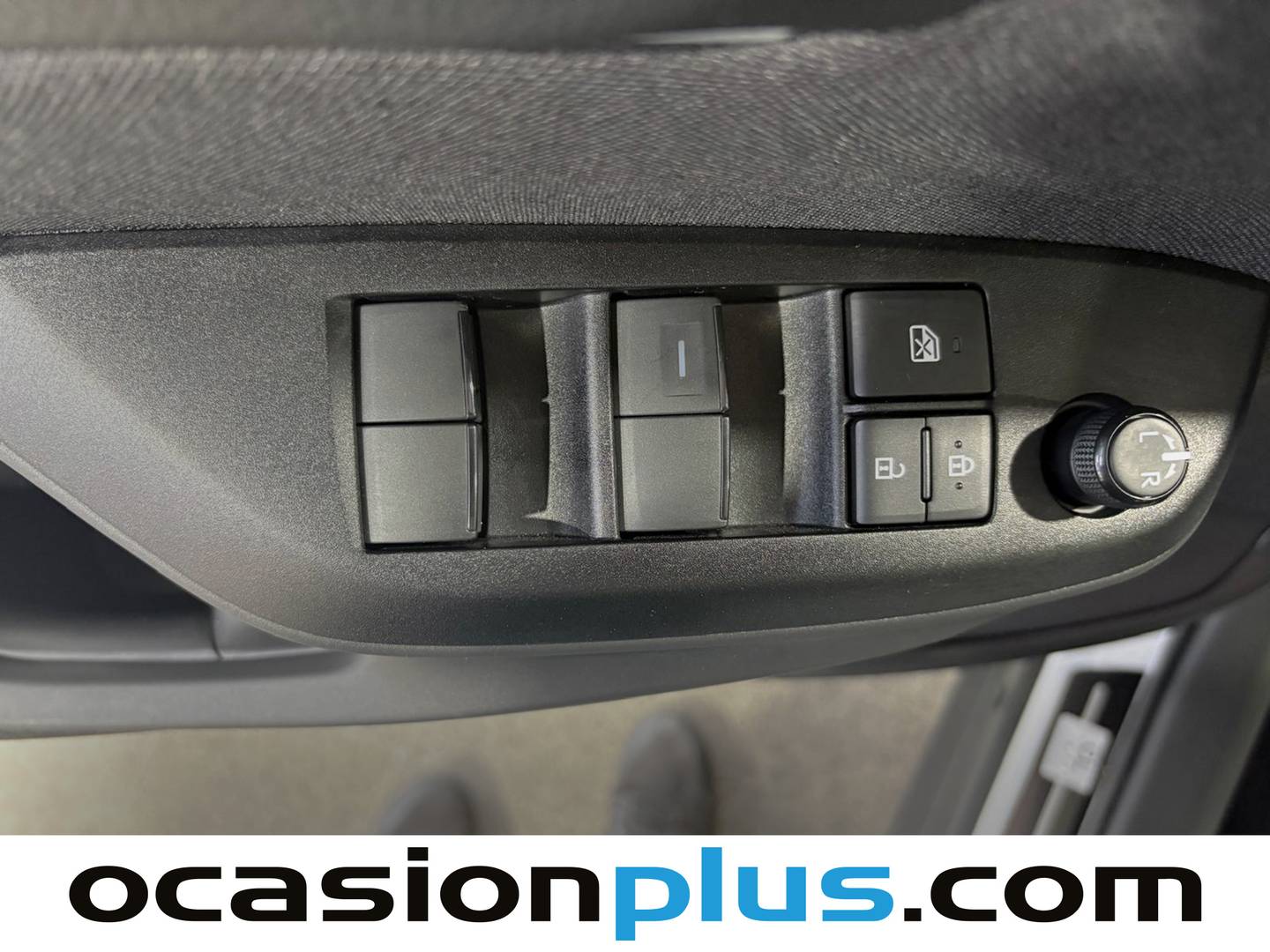 Foto Toyota Yaris Cross Toyota Yaris Cross 120H Business Plus (116 CV)