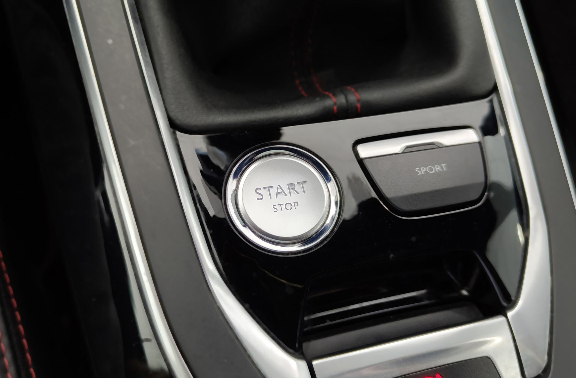 Peugeot 308 SW 2.0 BlueHDi GT Line - foto 42