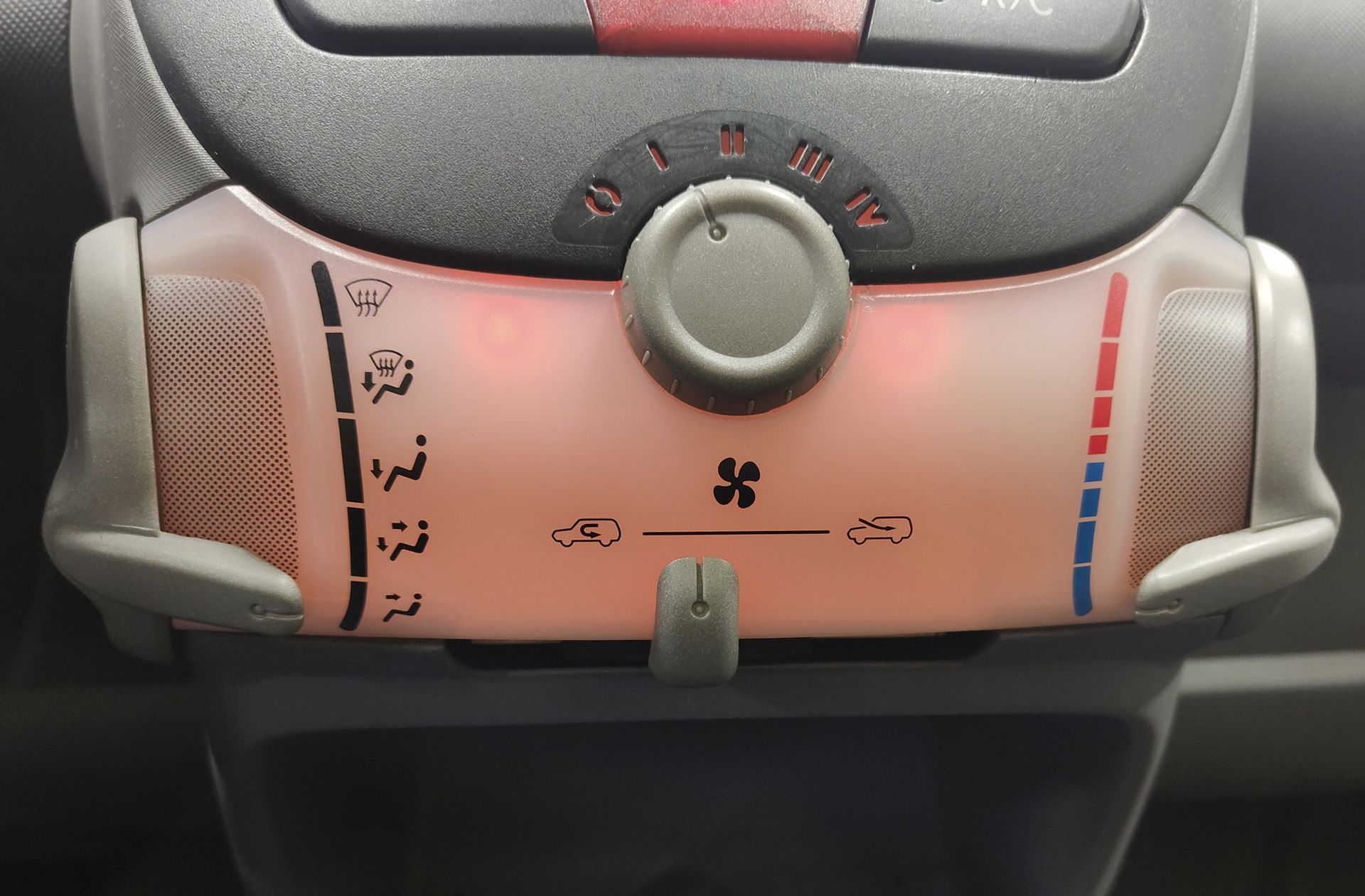 Toyota Aygo 1.0 VVT-i - foto 24