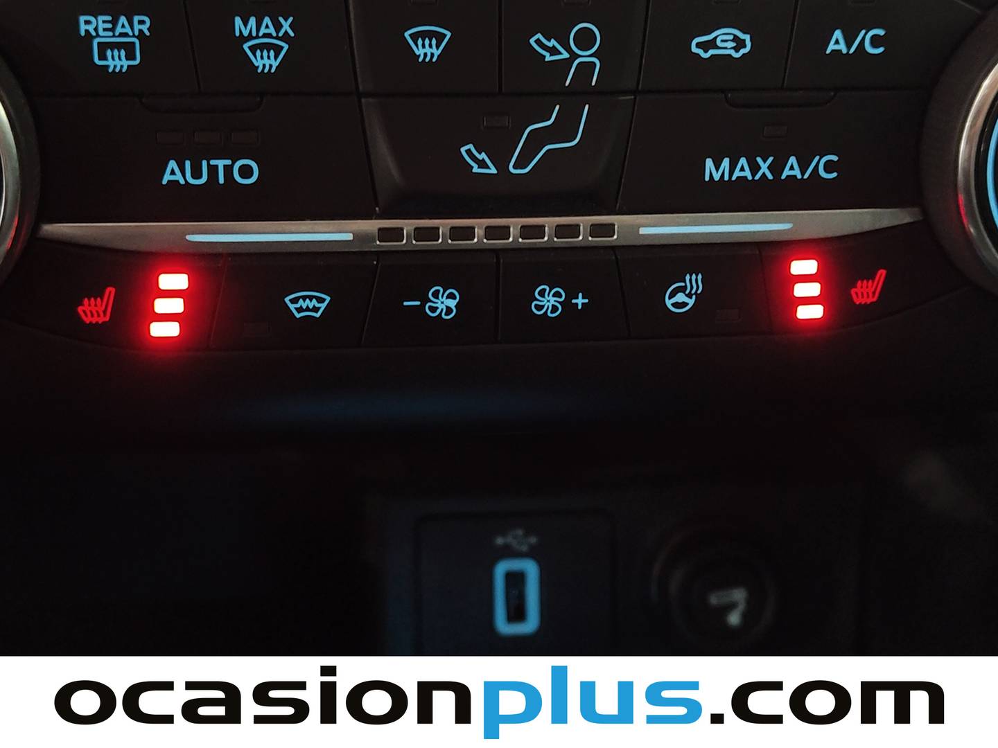 Extras y acabados del Ford Focus Ford Focus SportBreak 1.0 Ecoboost Titanium (125 CV)