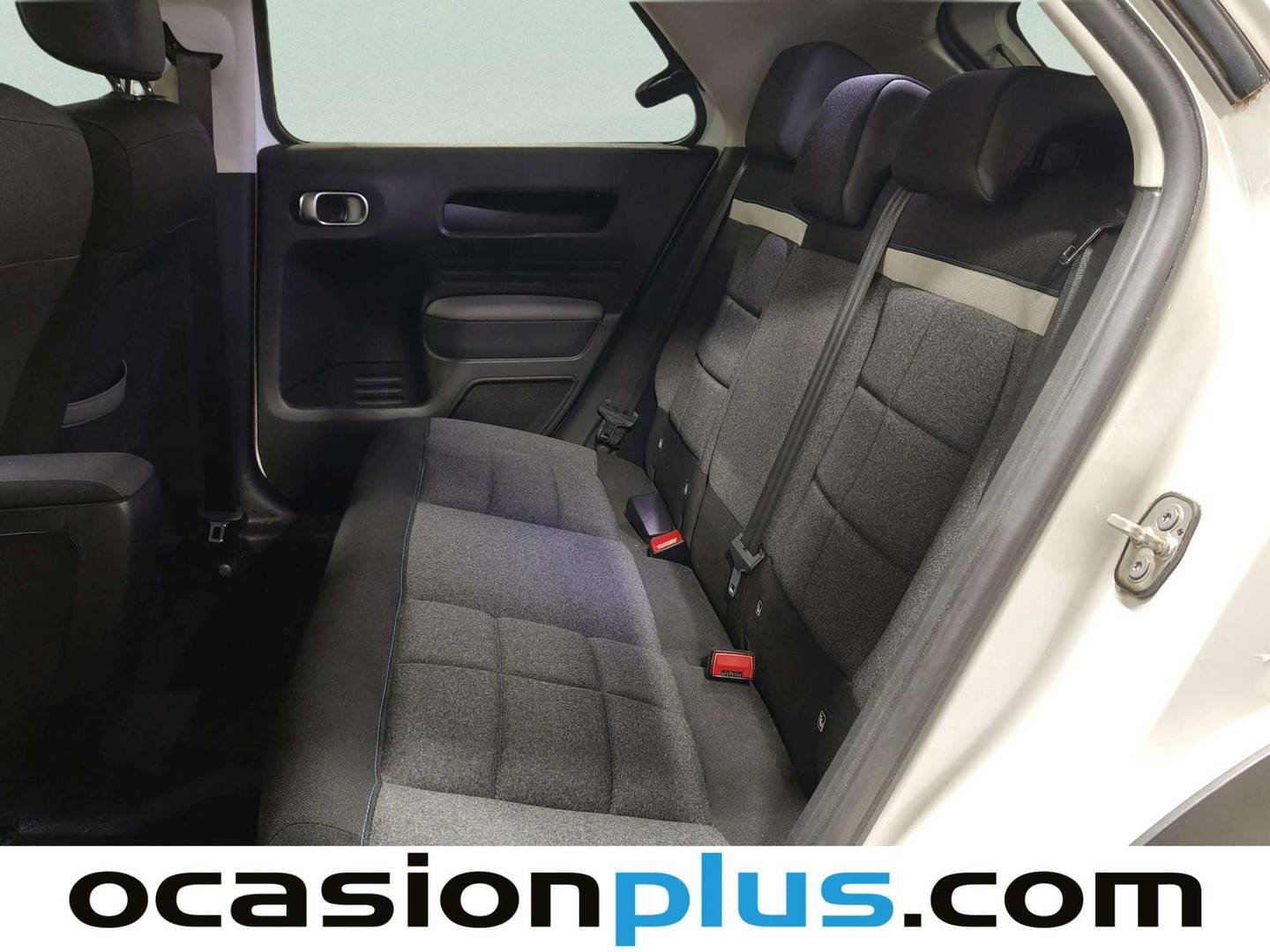 Foto asientos traseros Citroën C4 Cactus Citroën C4 Cactus BlueHDi 100 S&S Shine (102 CV)