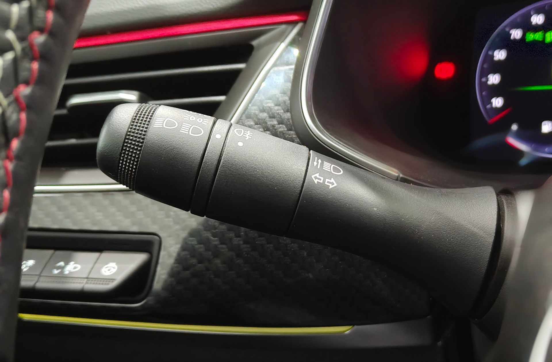 Renault Arkana RS Line TCe EDC Microhíbrido - foto 30