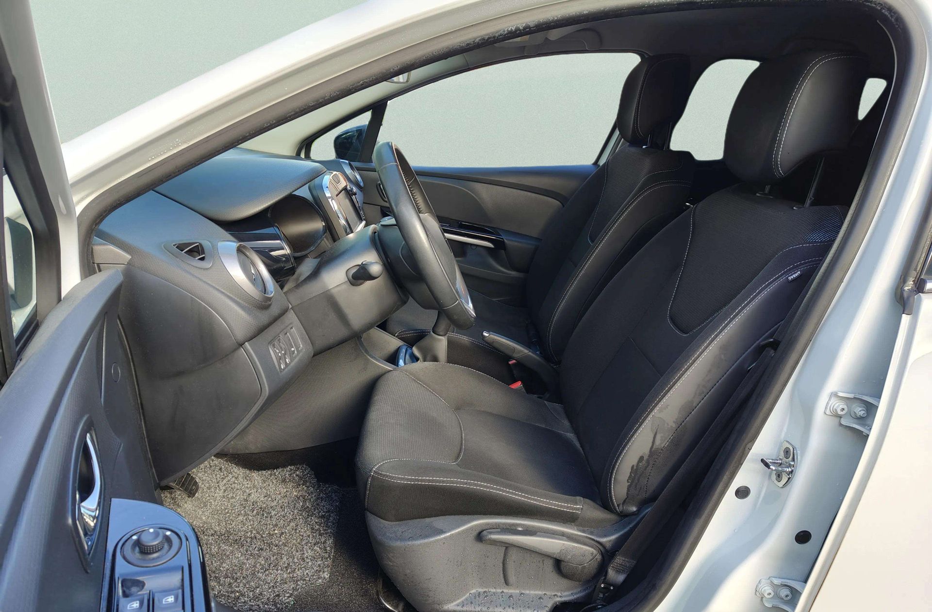 Renault Clio Technofeel eco2 dCi - foto 10