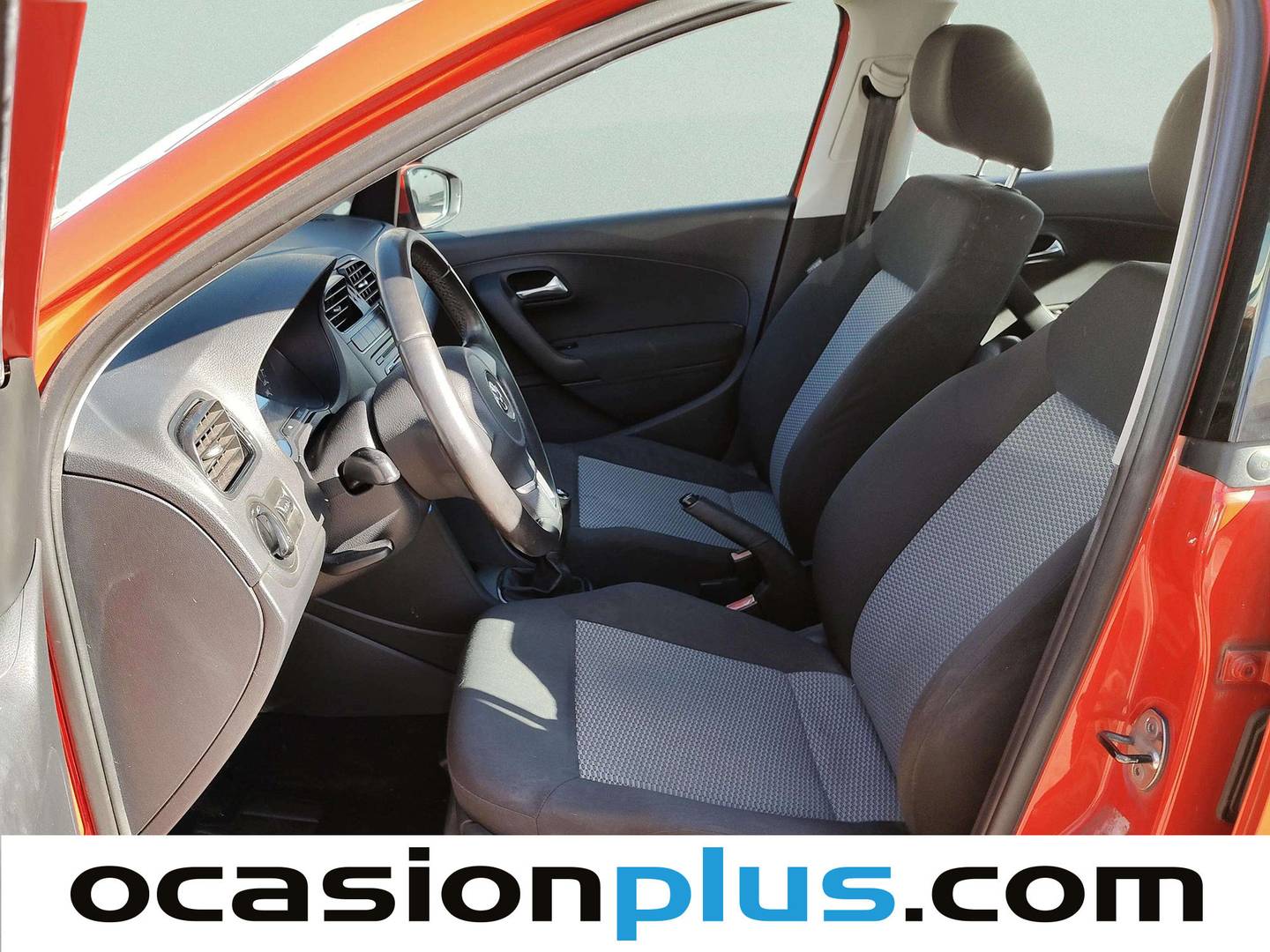 Foto asientos delanteros Volkswagen Polo Volkswagen Polo Advance 1.2 (70 CV)