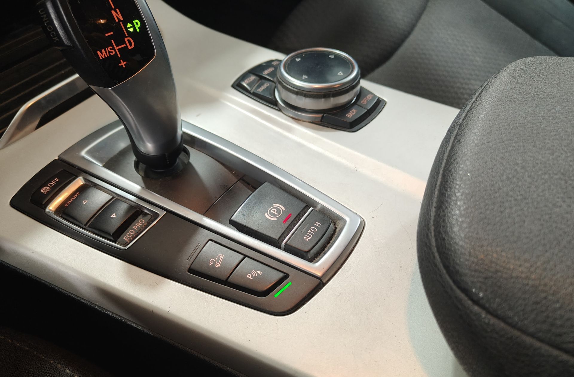 BMW X4 xDrive20d - foto 29