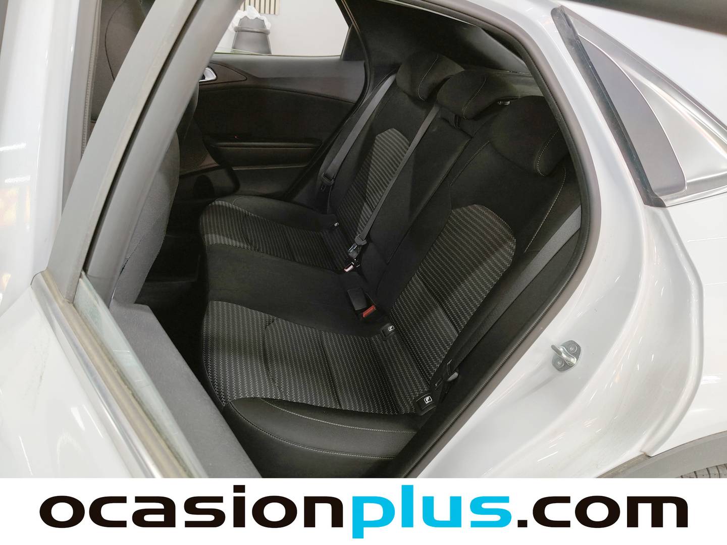 Foto asientos traseros KIA XCeed KIA XCeed 1.0 T-GDi Drive (100 CV)