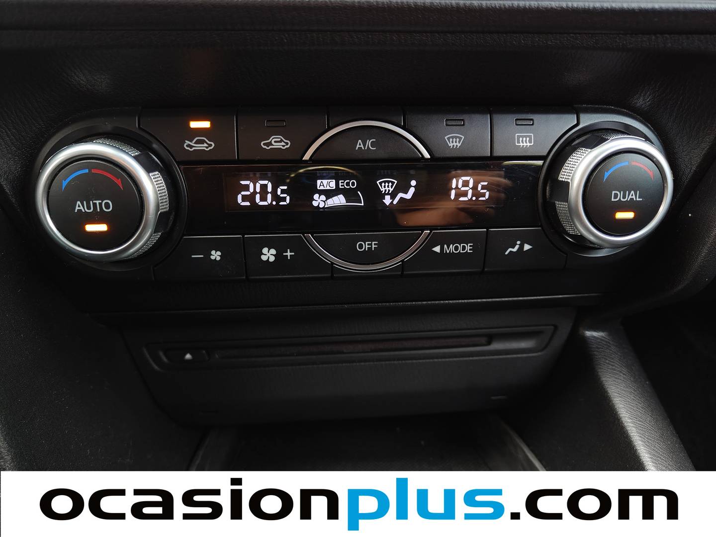 Foto Mazda Mazda3 Mazda Mazda 3 2.0 GE Luxury MT (120 CV)