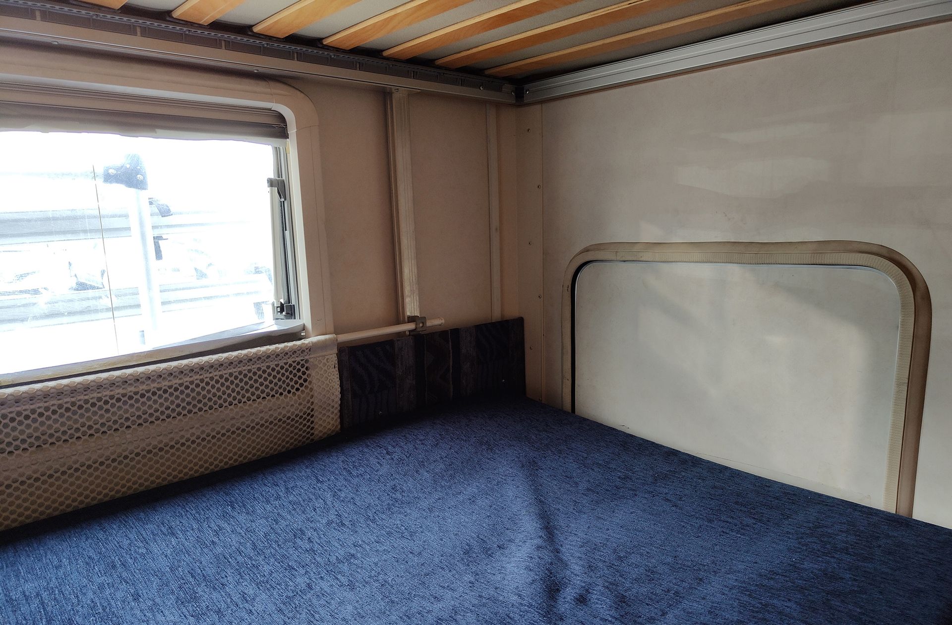 Hymer B 694 2.8D 4 plazas - foto 13