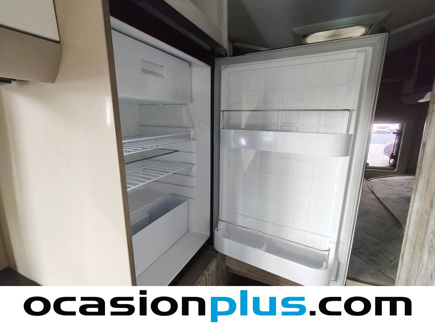 Paquetes del Challenger V114 Challenger V114 VIP (140 CV) 2 Plazas